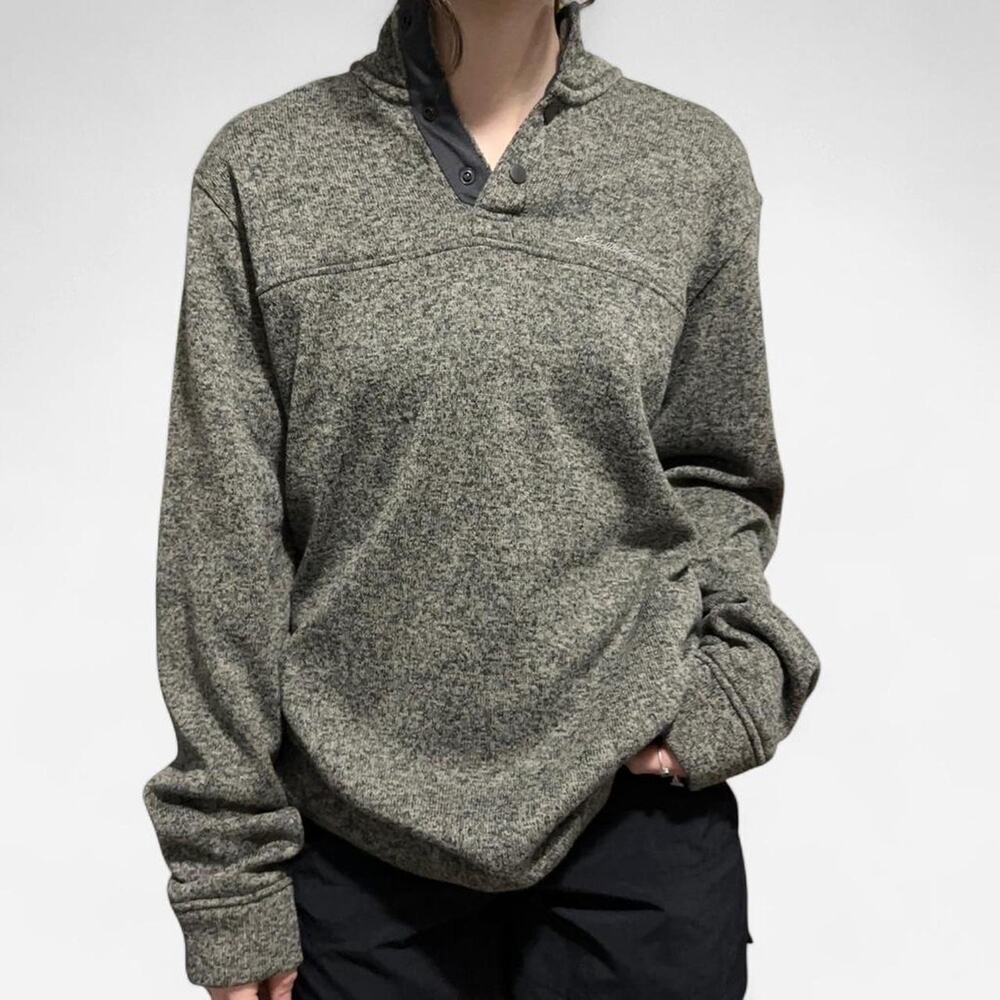 Eddie bauer heather gray snap botton